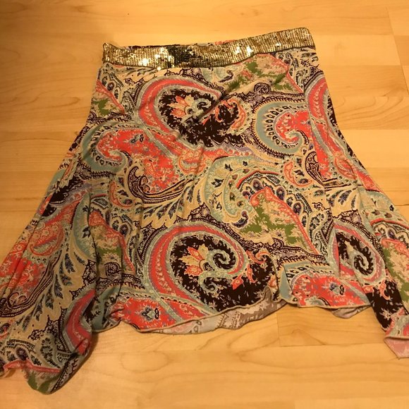 RAMPAGE BRAND ABSTRACT ASYMMETRICAL MULTICOLOR GOLD SEQUIN STRETCH SKIRT - Picture 2 of 4